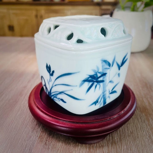 Tenfu Cave Cloud Carved Incense Burner-Blue and White Four Gentlemen CENSER-YX-SJZ