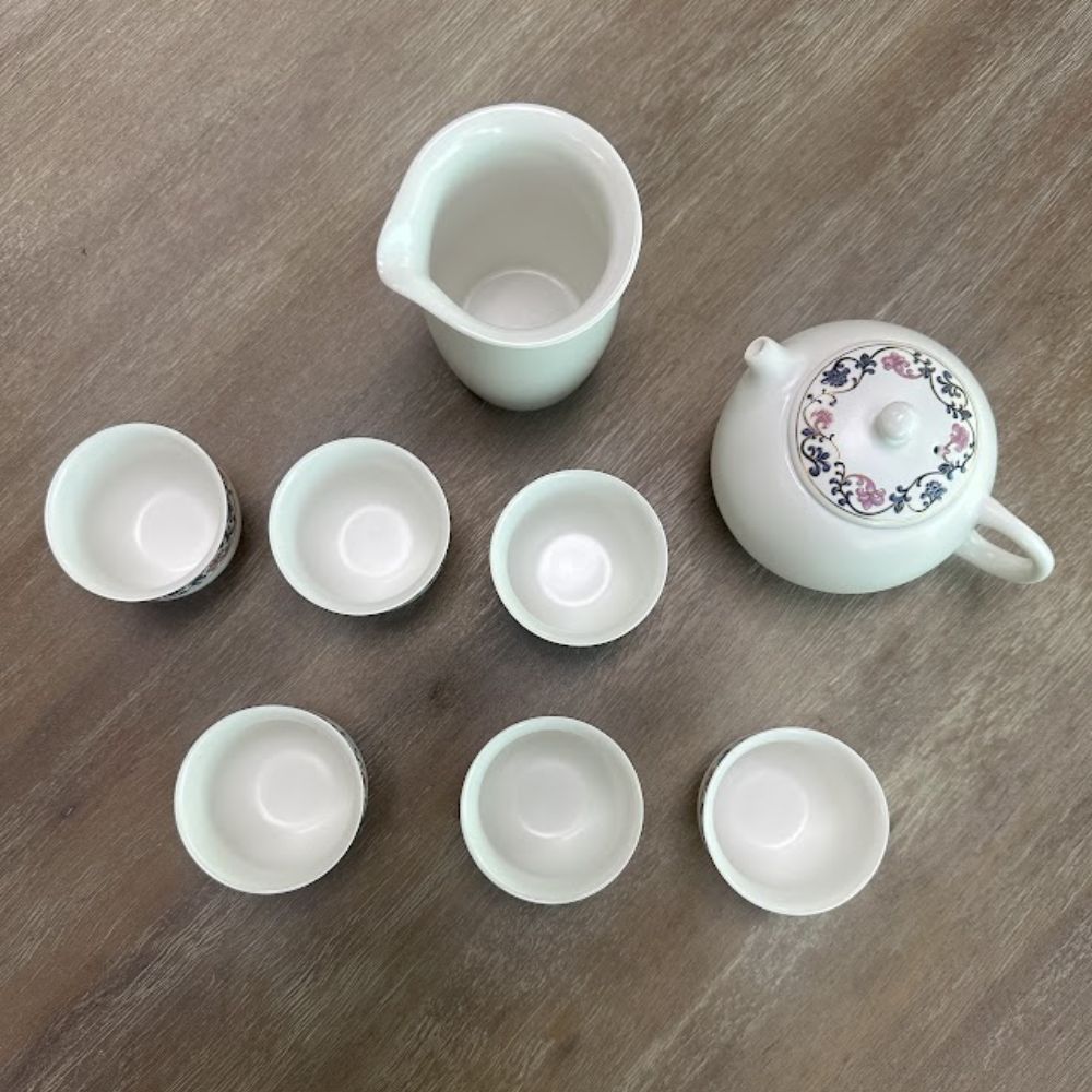 Tea Set: Abundant Felicities 喜上眉梢