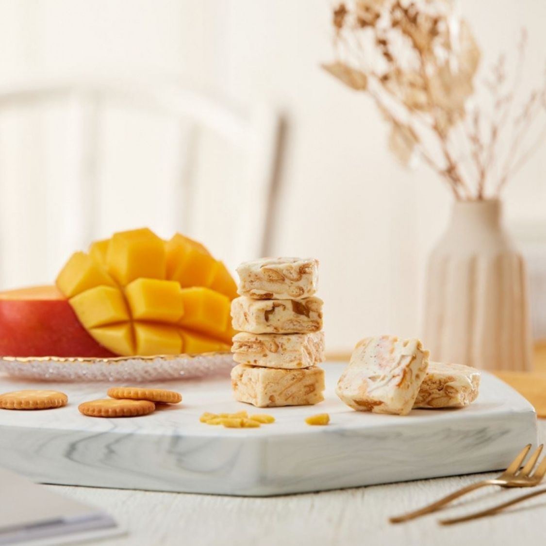 Tang Shop Nougat Flaky Pastry(Mango Flavor)