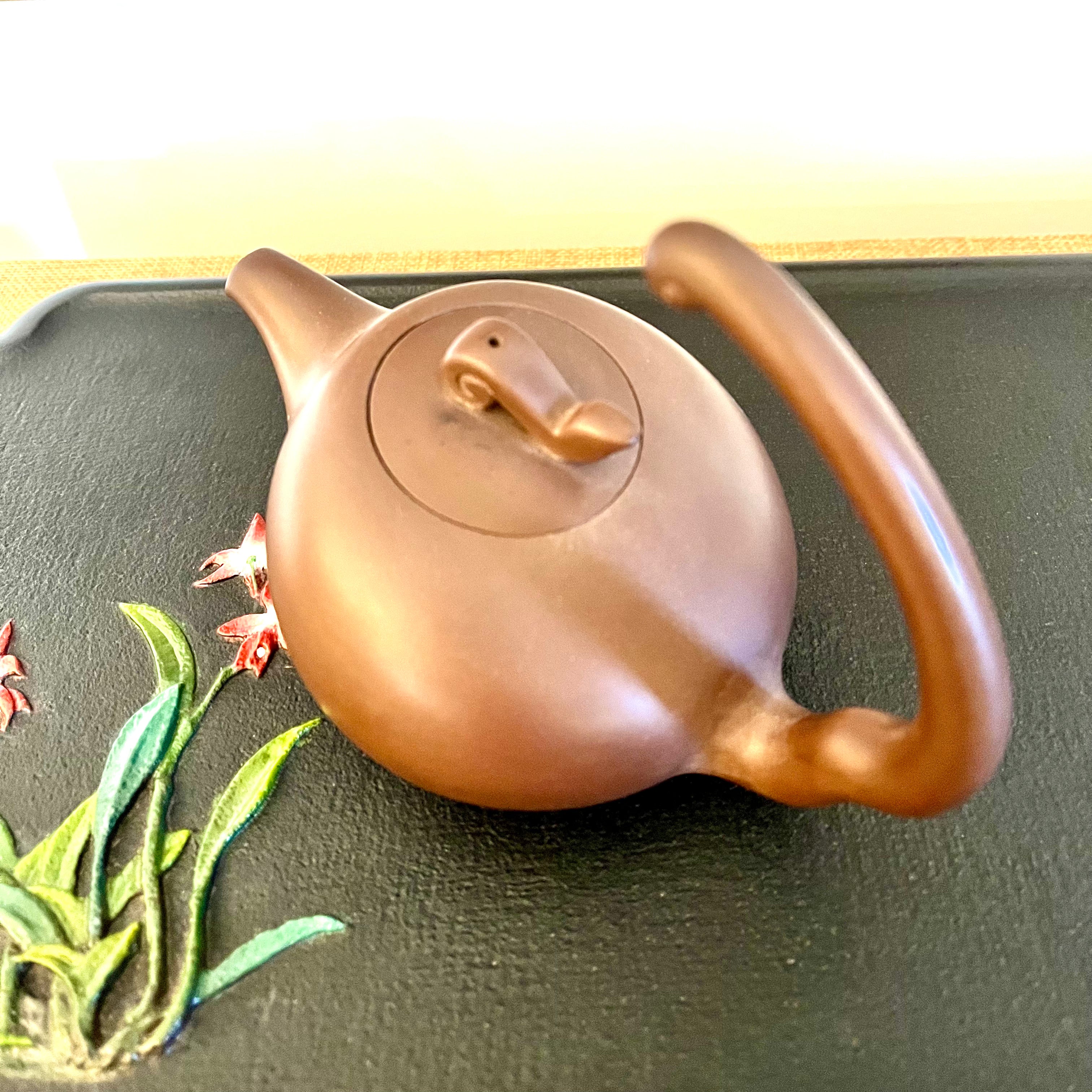 Chase moon tea pot
