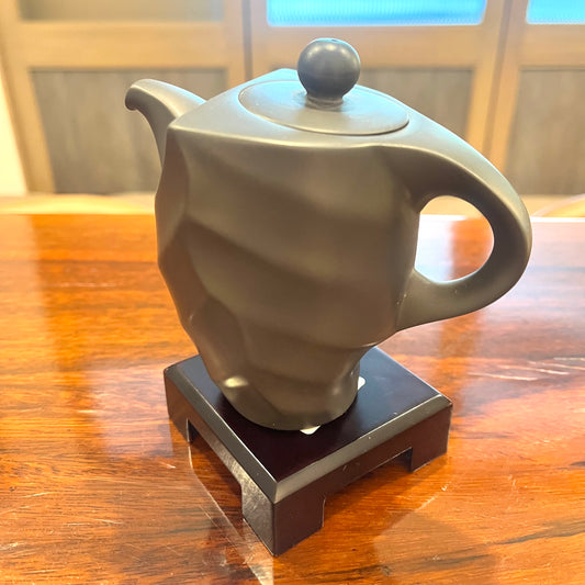 Taichengren tea pot