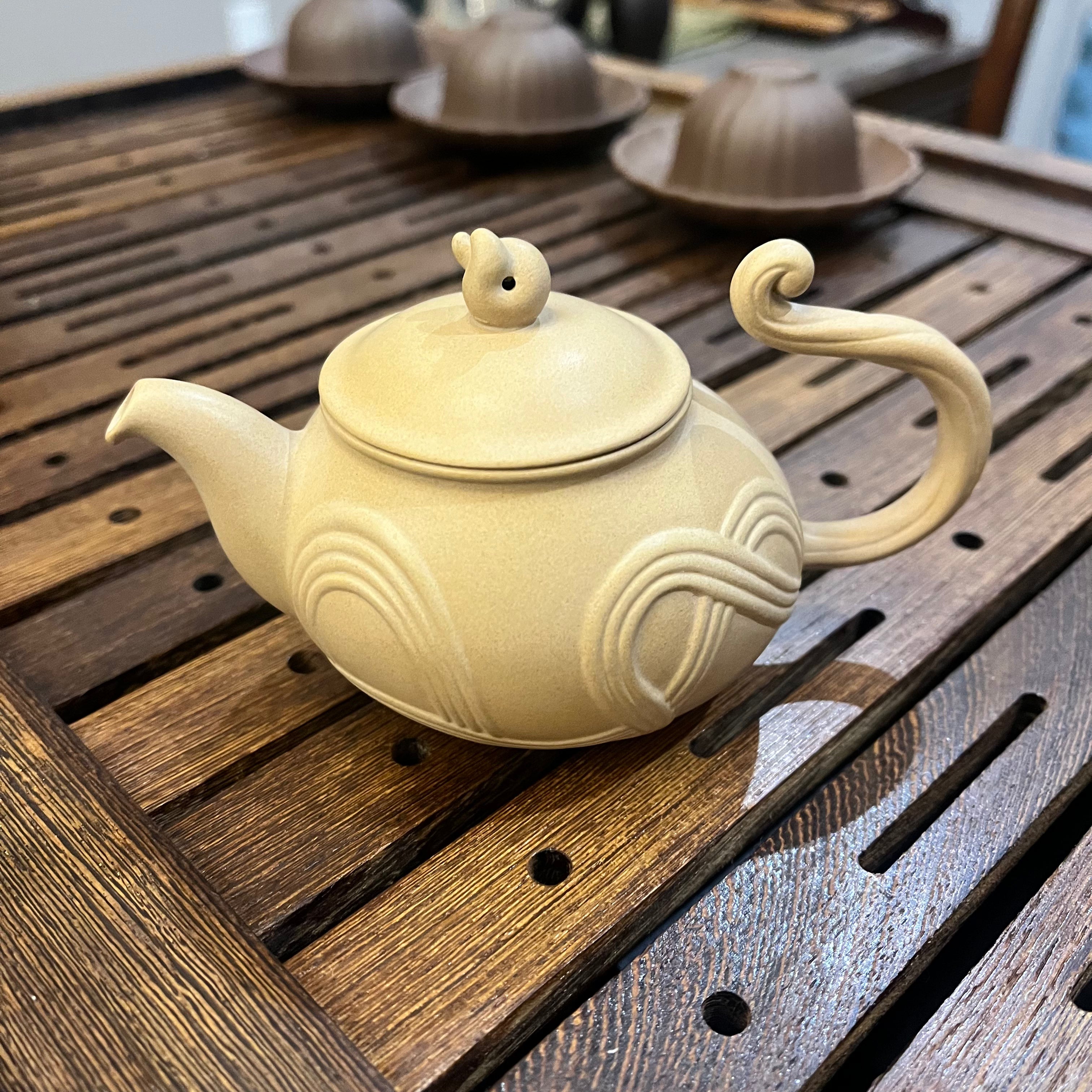 Gemini Tea Pot